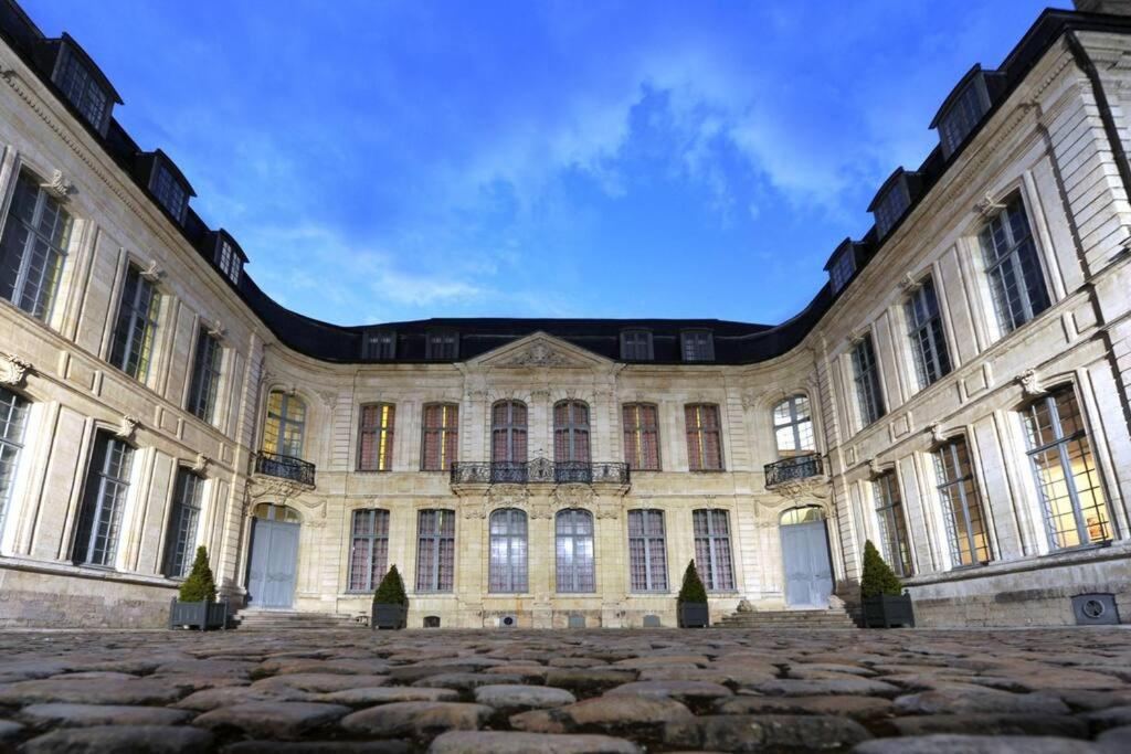 Studio Papillon En Plein Coeur De Ville Saint-Omer (Pas-de-Calais) Exterior foto